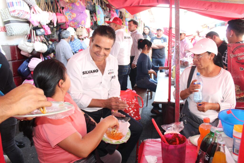 Estoy con los comerciantes, vamos a ayudarles- Silvano Aureoles