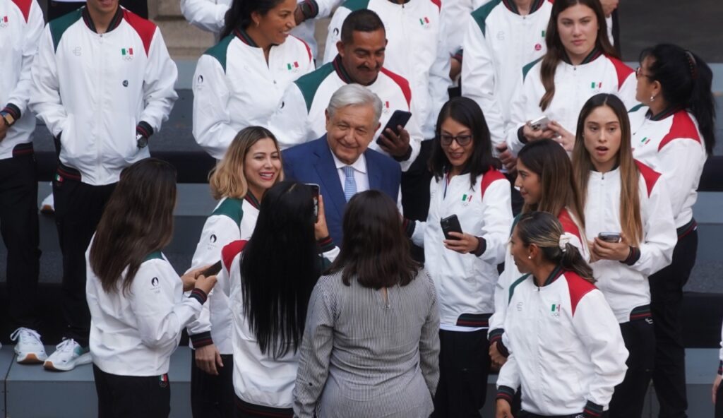 amlo_olimpicos_paris_delegacion