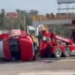 vuelca-pipa-con-gas-lp-en-carretera-mexico-pachuca-no-hay-lesionados