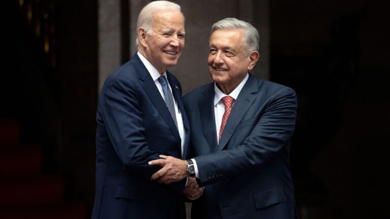 le-felicito-dice-amlo-a-biden-por-renunciar-a-presidencia-de-eua