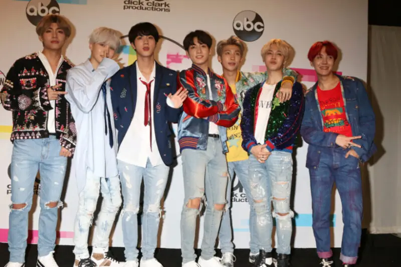 LOS ANGELES - NOV 19:  BTS, Jungkook, Jimin, V, Suga, Jin, J-Hop