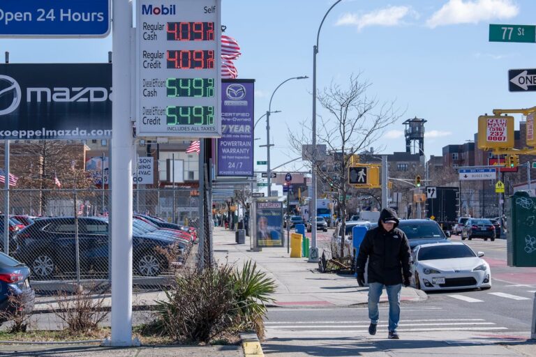 013f28ac1de5442cb28c19bba3a469fe