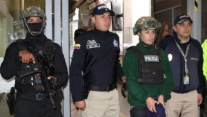 02069bf0a60e4663a389a2772579bf01