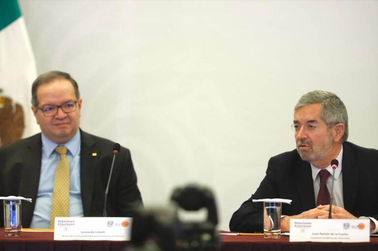 0c482b4d83e14073a4bda1ad1b92f9f4