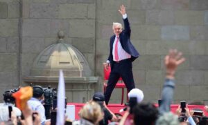 3e17d21bac4144c99a435167efc8fc7f