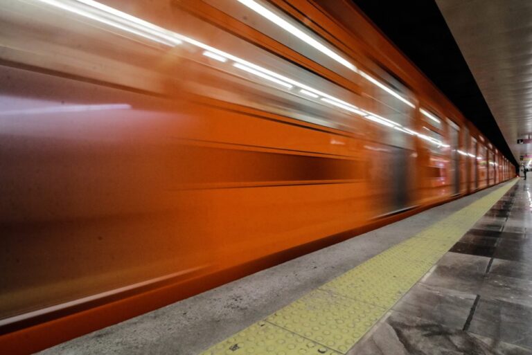 55b598859ac74cff93adbb7ba327859e