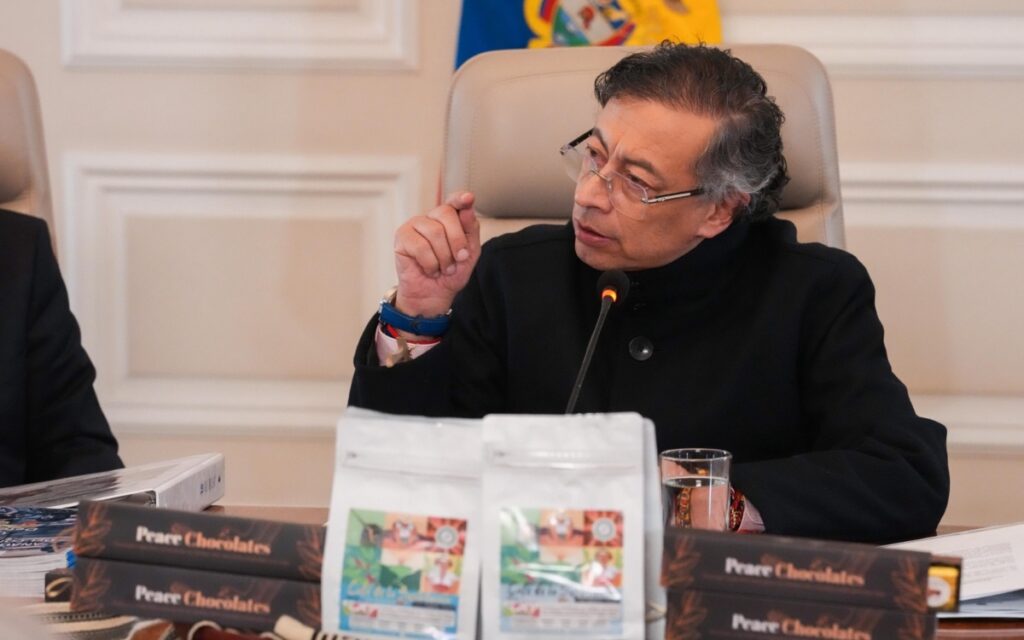 b093373d66d448ba84df8ba21c83566c