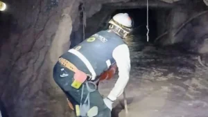 b46ec65a2ec04196960acd5f81a60174