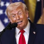 Trump afirma estar "en contacto" con Irán pero no cree que estén preparados para acuerdo