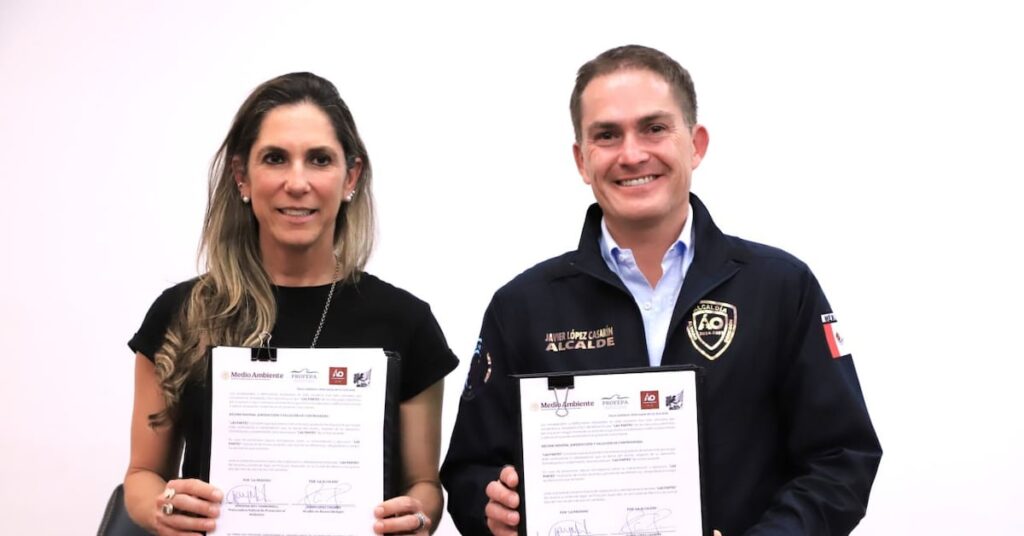 23315641f43b41c7a9e325232a8a396b