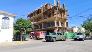 455a34c4b8b24e989d34da2c48a24338