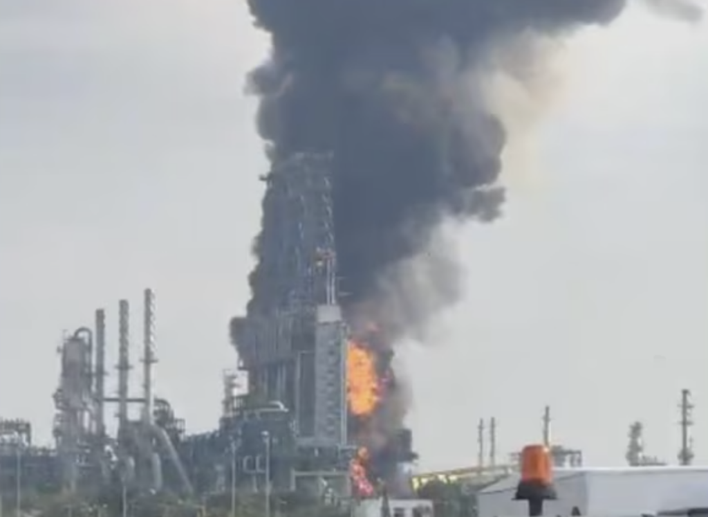 82db0c7839b145de9a1f0f9f0adc30f9