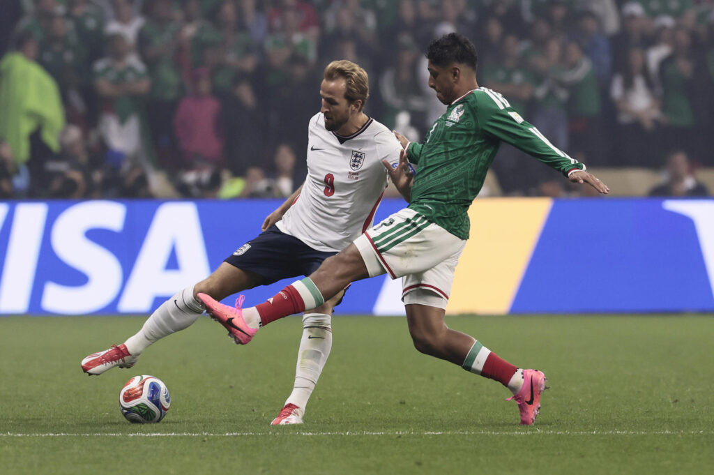 Kane: "Fue un partido de locos, encontramos la forma de ganar con todo en contra"
